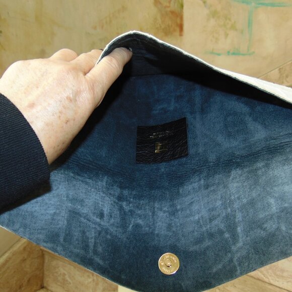 H " To Honor Them " Oversized White Leather Reptilian Croc Flap Envelope Clutch - Picture 9 of 10